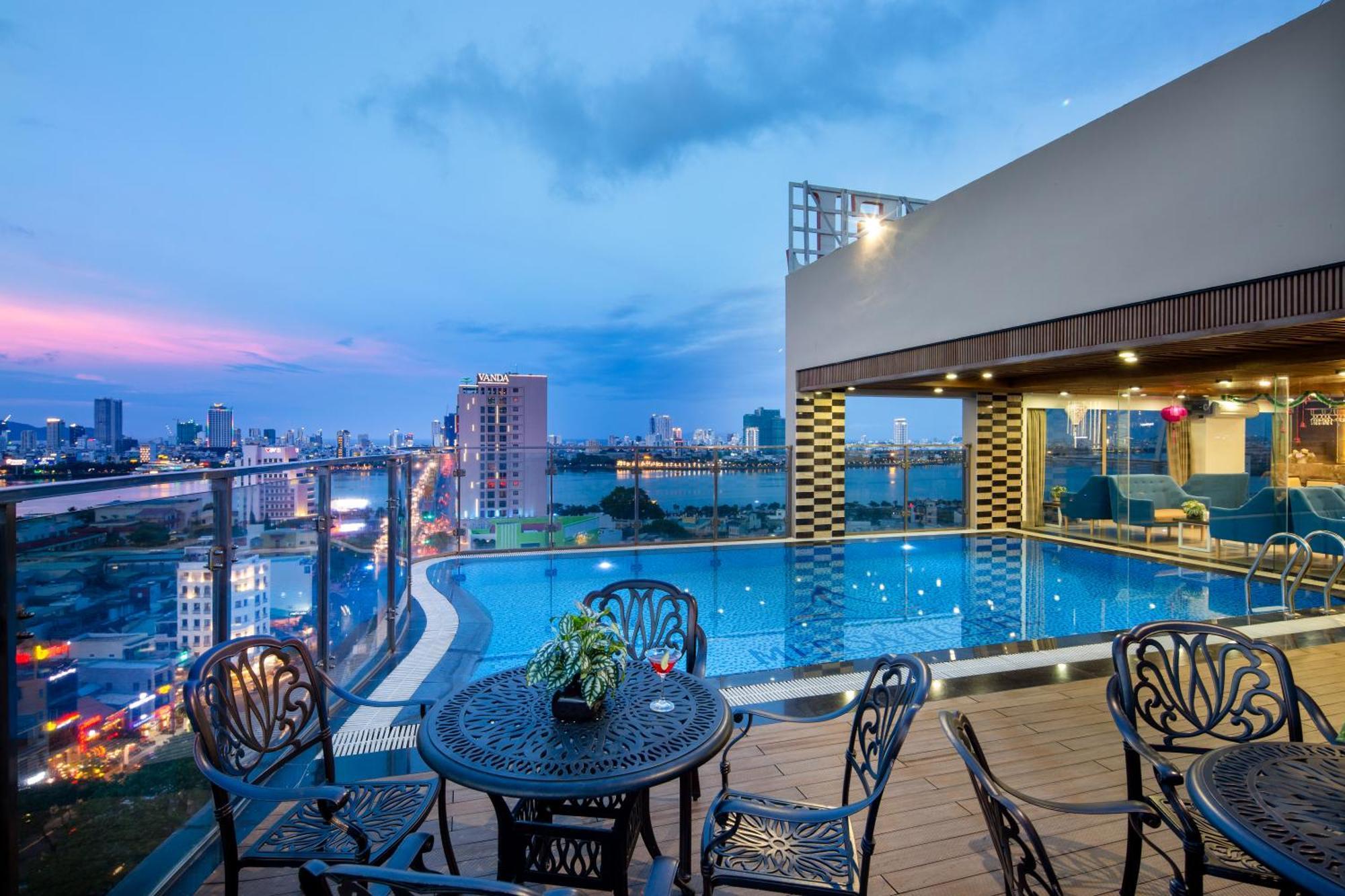 Mitisa Hotel Da Nang - Near Dragon Bridge Εξωτερικό φωτογραφία