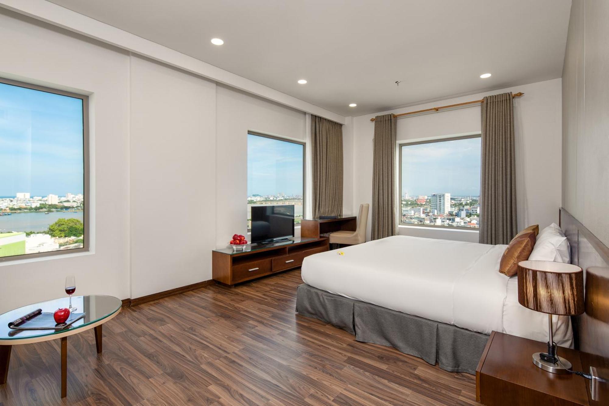 Mitisa Hotel Da Nang - Near Dragon Bridge Εξωτερικό φωτογραφία